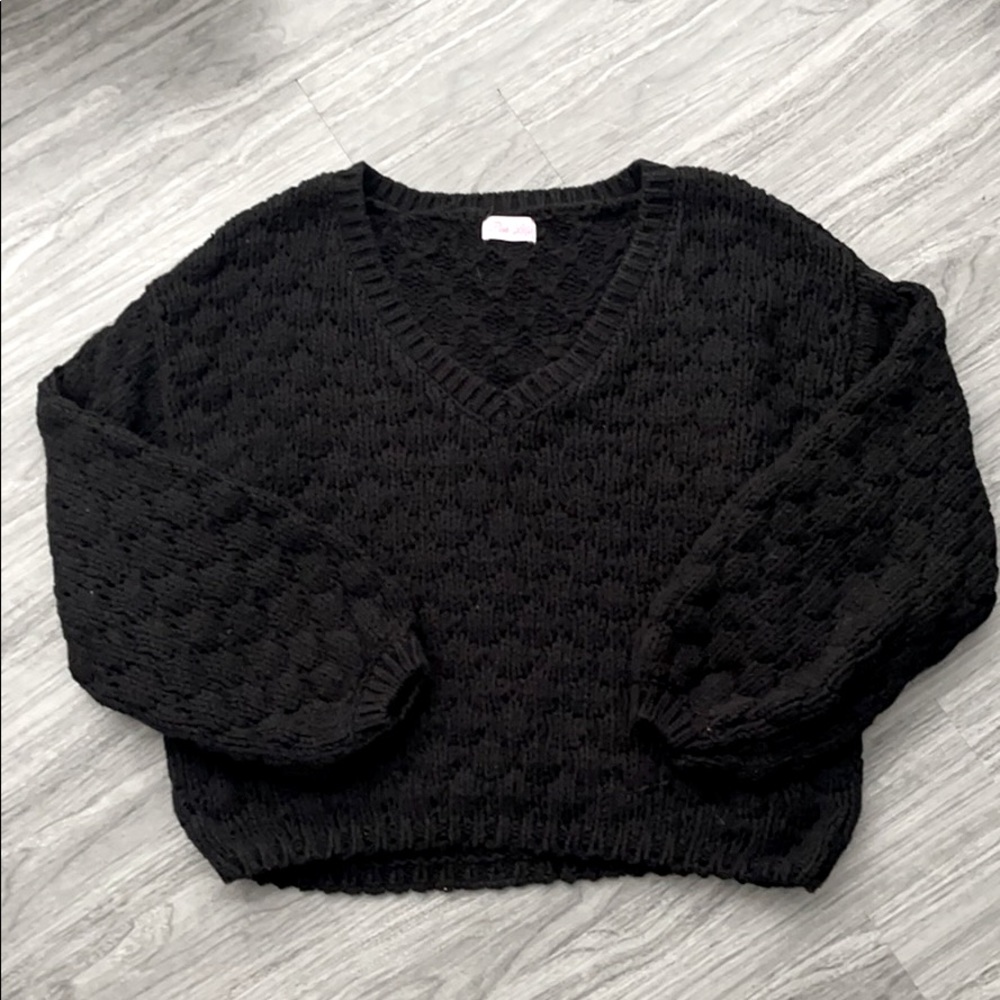 Pink Lily blk sweater sz M NWOT!